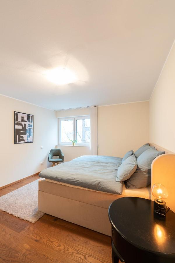 -Zentrale Wohnung-Balkon-Desingerkueche- Bielefeld Exterior foto