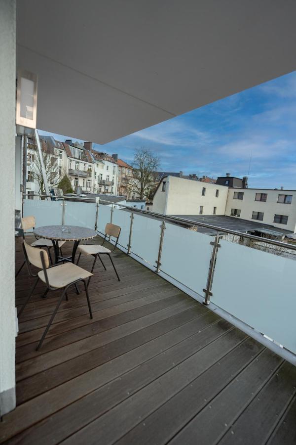 -Zentrale Wohnung-Balkon-Desingerkueche- Bielefeld Exterior foto